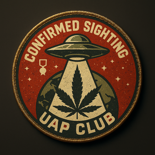 20251026_1501_Retro Space Badge_simple_compose_01k8ggjc4yfrbvknvzqmaasxxw.png