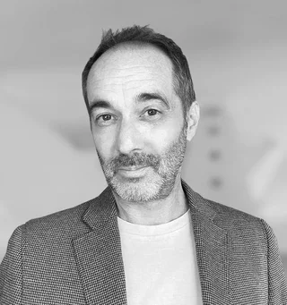 Dr. Sebastián Marincolo is an author, publisher, and consciousness researcher with a focus on altered states of consciousness and the cannabis high.