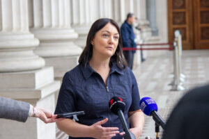 Rachel-Payne-talking-300x200.jpg