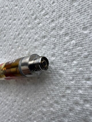 Sundaze Rosin MD T700 Mango Dream Cart Leaking.jpeg