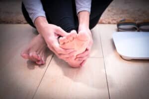 focus-women-foot-ankle-injury-painful-300x200.jpg