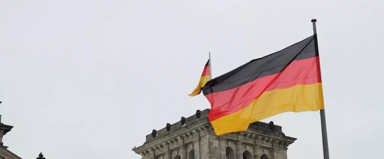 germany-2743394_1280-e1744364574771-1024x426.webp