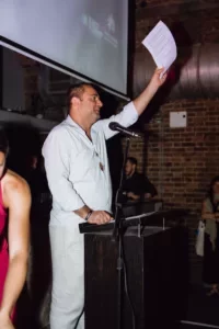 DSC05058-200x300.webp
