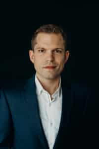 Dan-Howard-200x300.jpg
