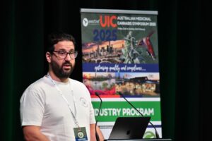 Tom-Brown-UIC-2-300x200.jpg